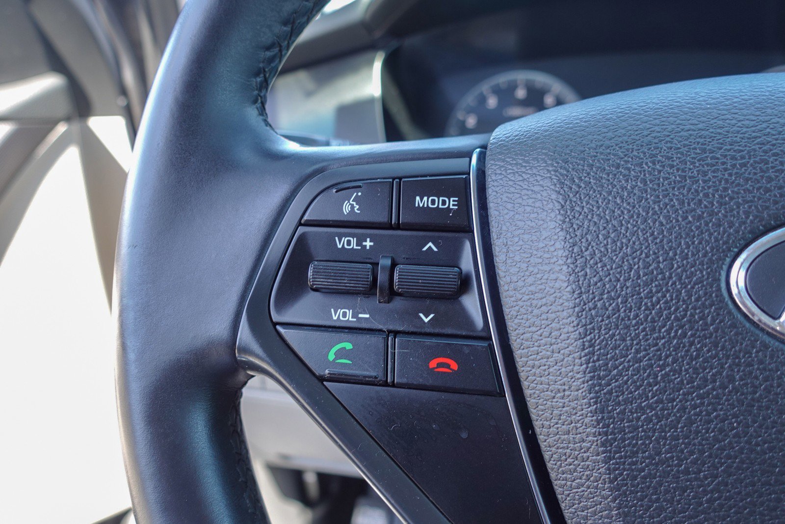 Used 2017 Hyundai Sonata Sport w/ Value Edition Package 02 FWD image 14