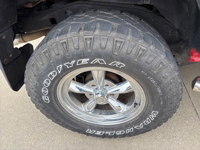 Used 2011 Jeep Wrangler Unlimited Sport w/ Connectivity Group image 8