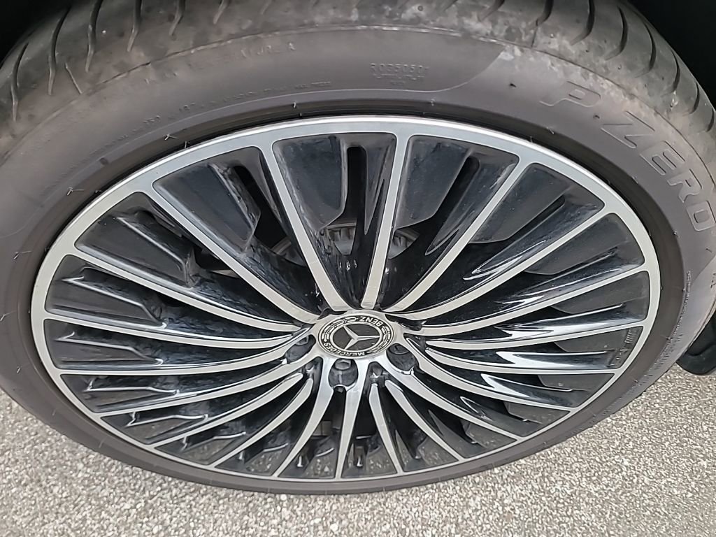 Certified 2025 Mercedes-Benz E 350 4MATIC Sedan image 10
