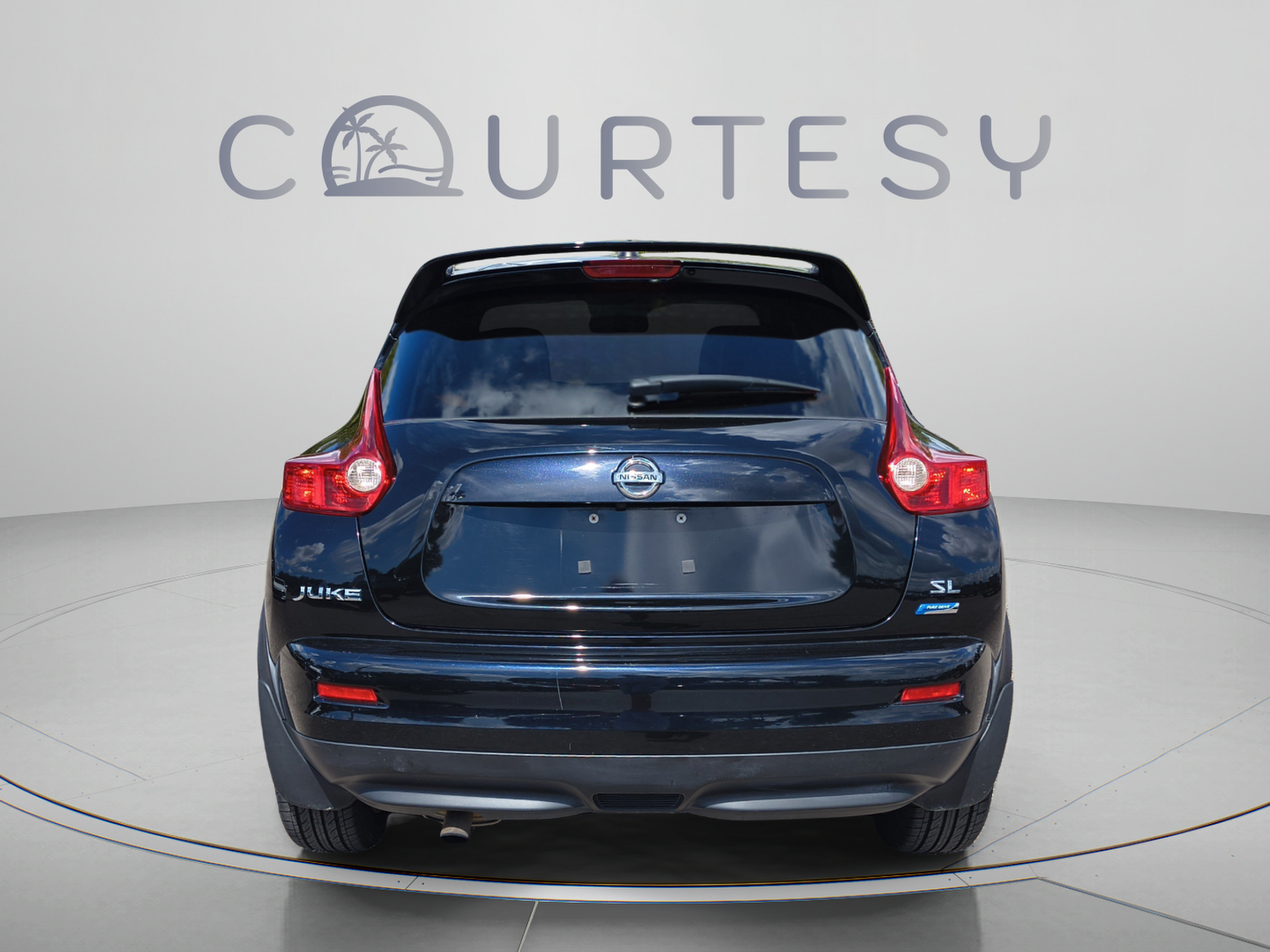 Used 2014 Nissan Juke SL FWD image 4