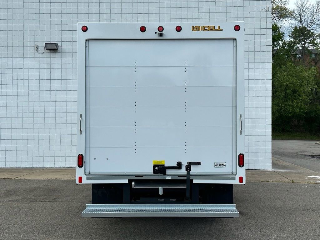 New 2027 Ford E-450 and Econoline 450 Super Duty w/ Power Equipment Group RWD image 5