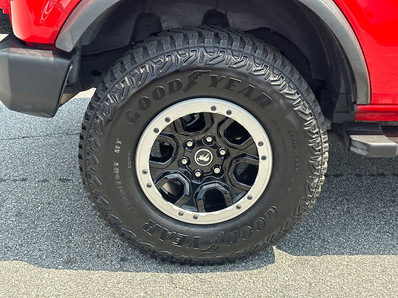 Used 2021 Ford Bronco Outer Banks w/ Sasquatch Package AWD/4WD image 17