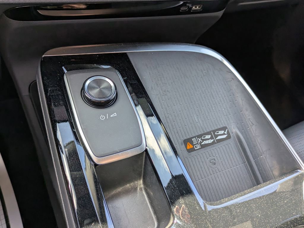 Used 2025 Buick Enclave Sport Touring image 15