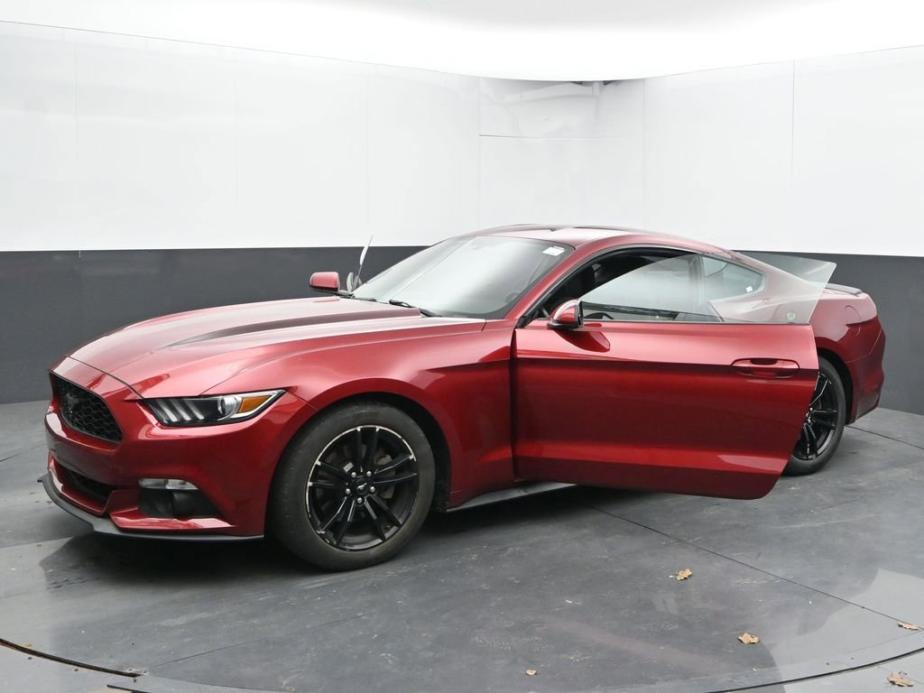 Used 2017 Ford Mustang Coupe RWD image 43