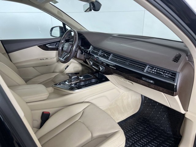 Used 2018 Audi Q7 3.0T Premium Plus image 10