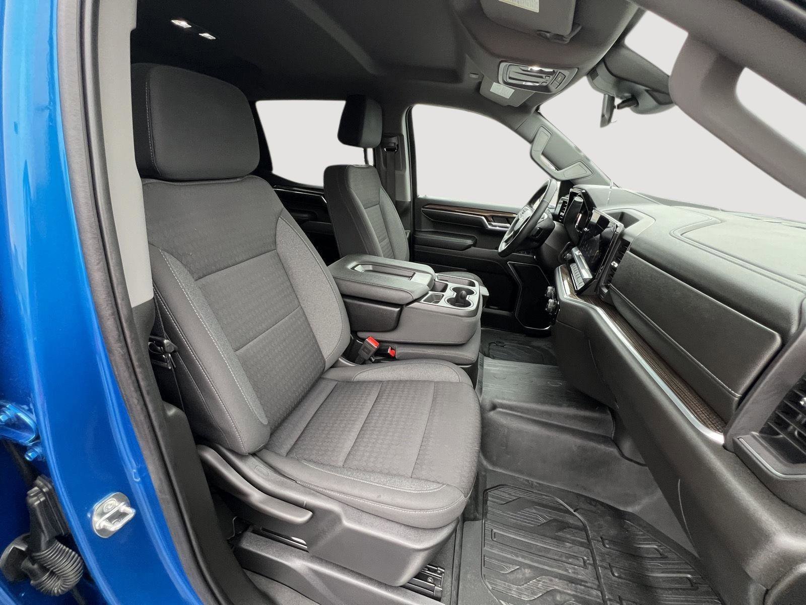 Used 2023 Chevrolet Silverado 1500 LT w/ Protection Package image 26