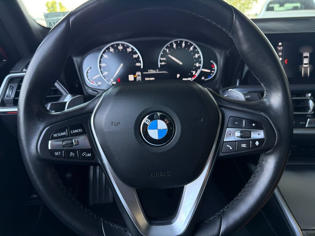 Used 2020 BMW 330i Sedan w/ Driving Assistance Package RWD image 23