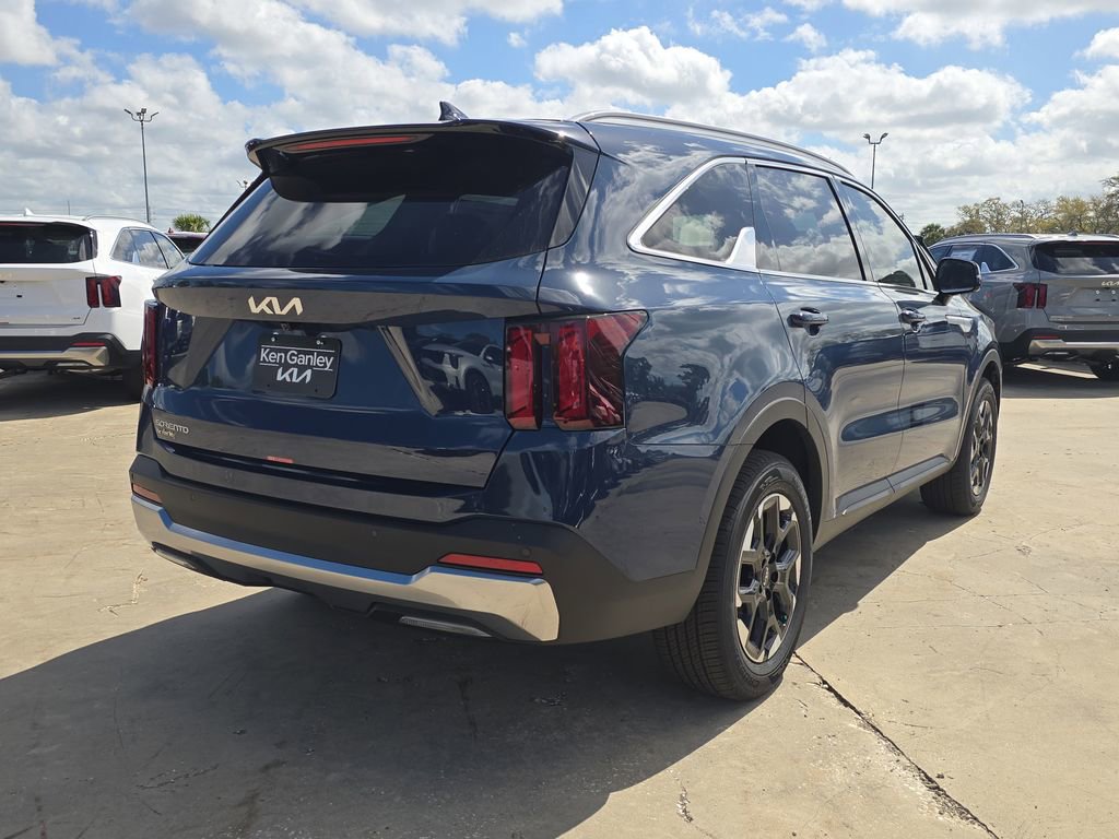 New 2026 Kia Sorento S FWD image 8