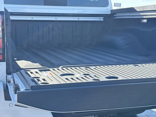 New 2026 Nissan Frontier PRO-4X w/ Pro-4x Convenience Package AWD/4WD image 10