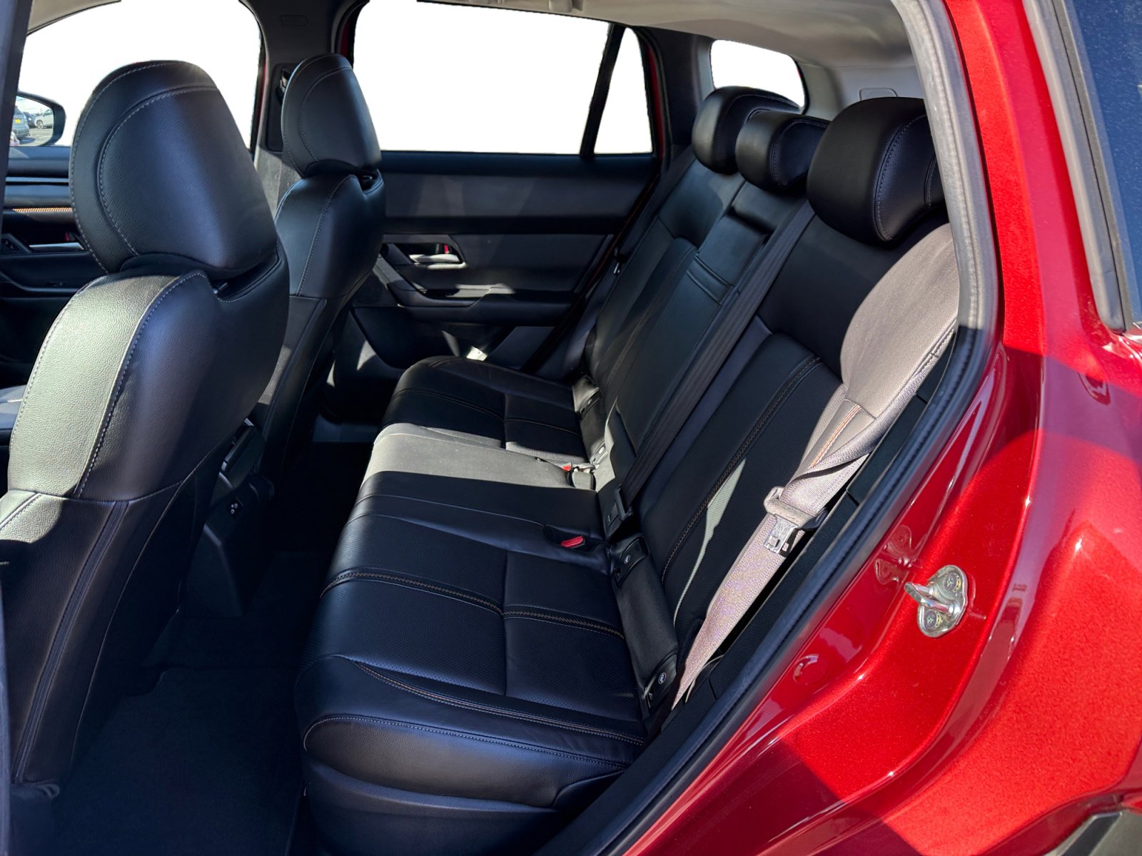 Used 2025 MAZDA CX-50 AWD 2.5 Hybrid w/ Weather Package image 16