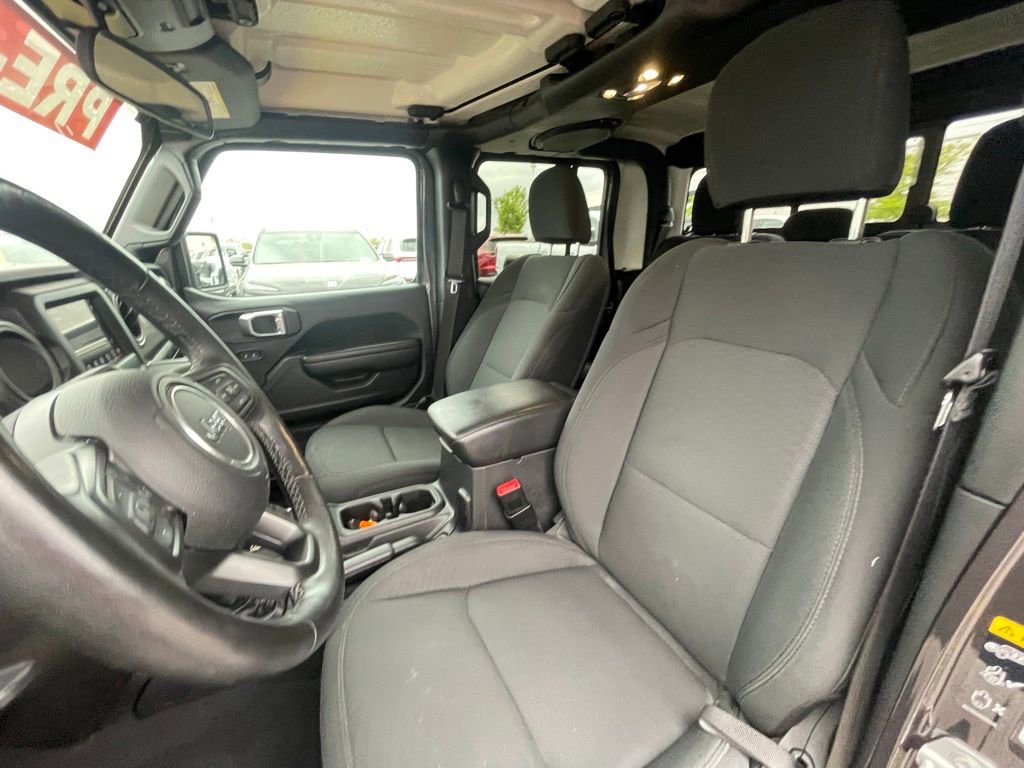 Used 2021 Jeep Gladiator Sport image 21