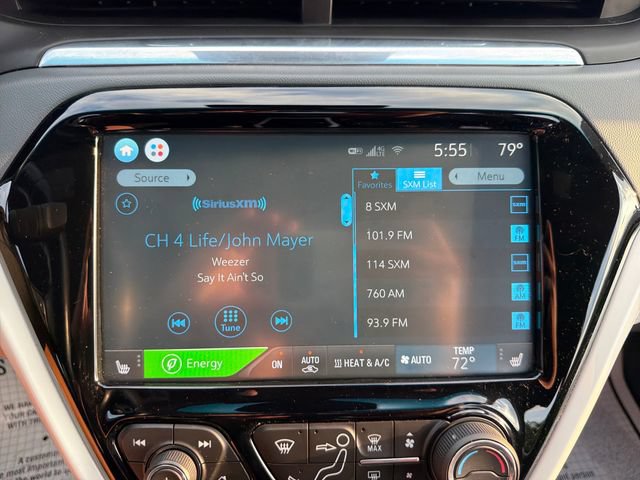 Used 2018 Chevrolet Bolt Premier w/ Driver Confidence II Package FWD image 19