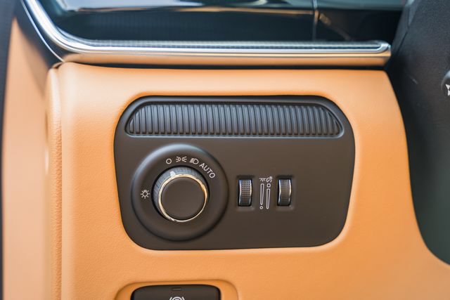 New 2026 Jeep Grand Wagoneer Summit AWD/4WD image 57