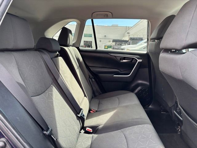 Used 2022 Toyota RAV4 XLE image 22