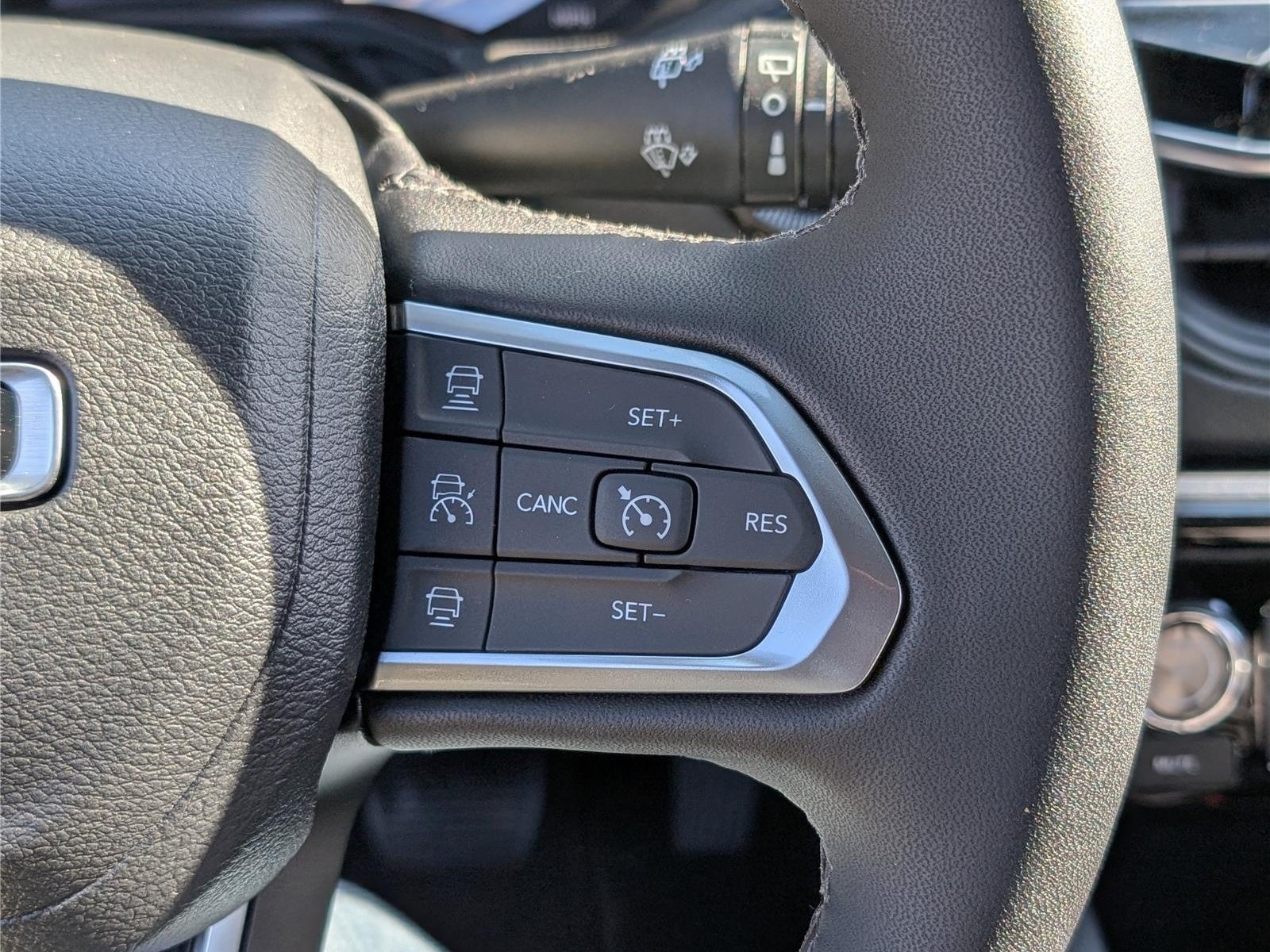 New 2026 Jeep Compass Limited AWD/4WD image 18