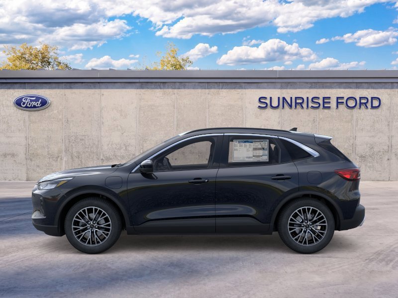 New 2025 Ford Escape SE w/ Class II Trailer Tow Package FWD image 3