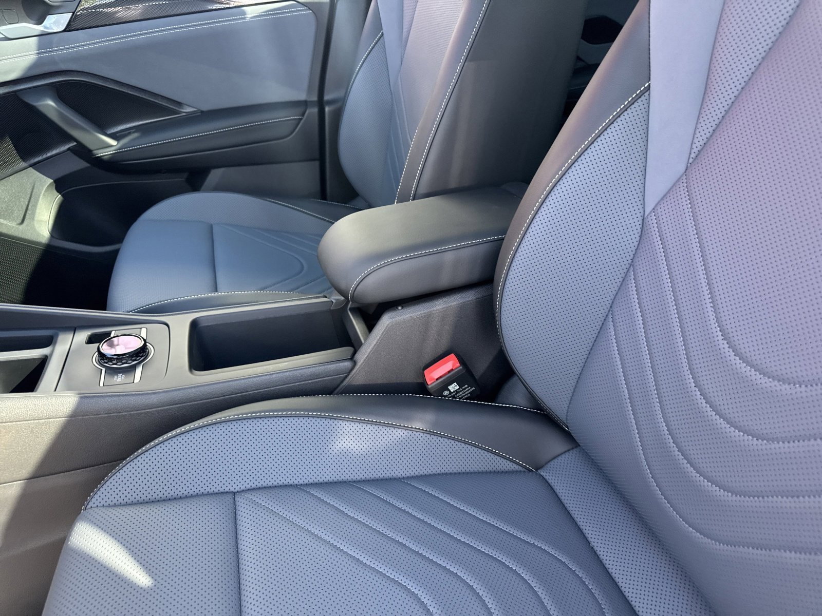 New 2026 Volkswagen Tiguan SE R-Line image 16