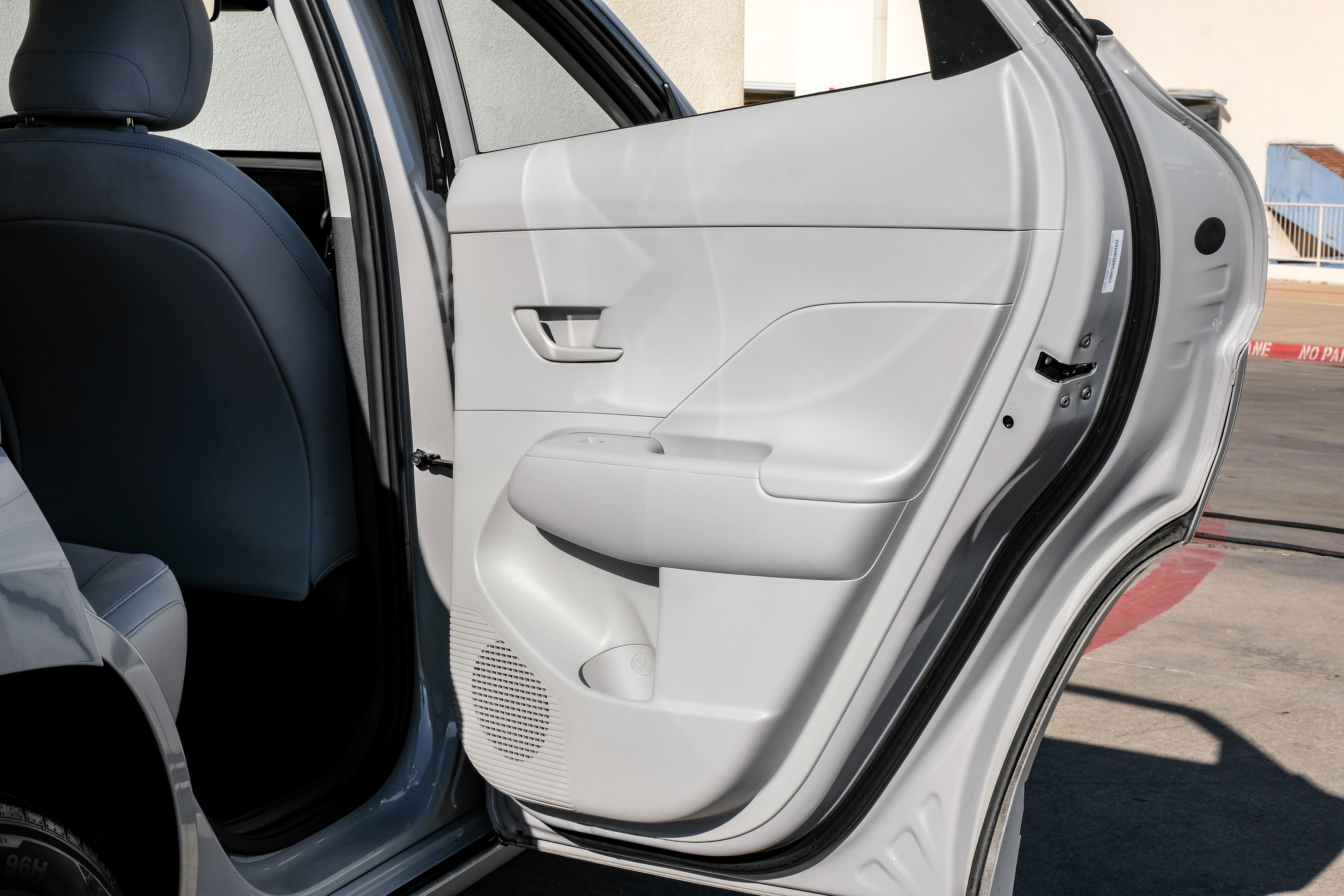 Used 2025 Hyundai Kona SEL FWD image 42