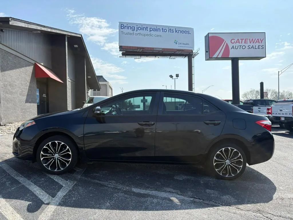 Used 2016 Toyota Corolla S w/ Protection Package FWD image 2