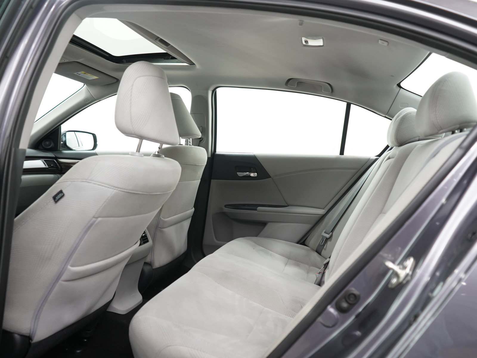 Used 2016 Honda Accord EX image 17