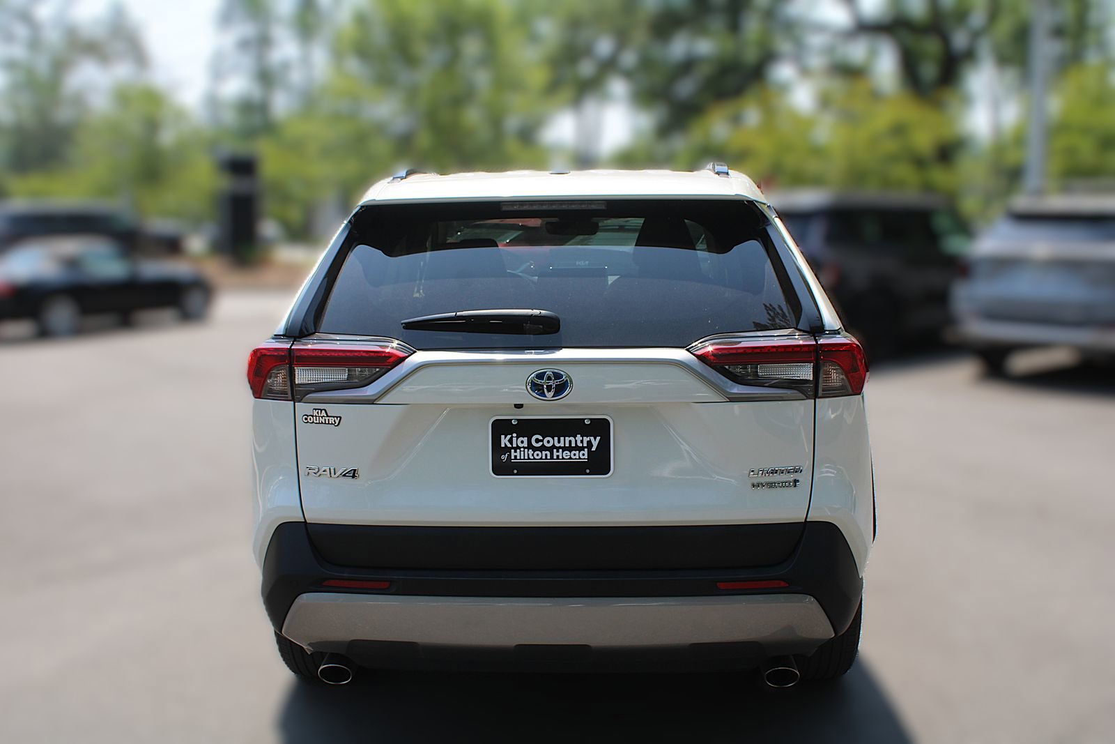 Used 2022 Toyota RAV4 Limited AWD/4WD image 8