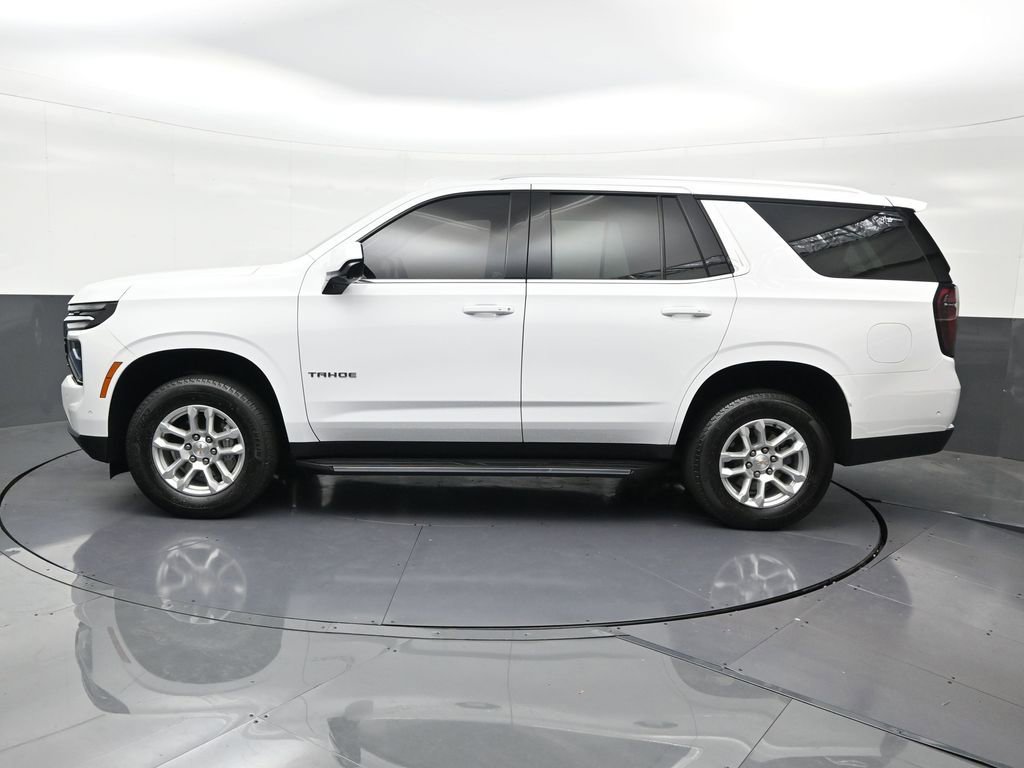 Used 2025 Chevrolet Tahoe LS RWD image 2