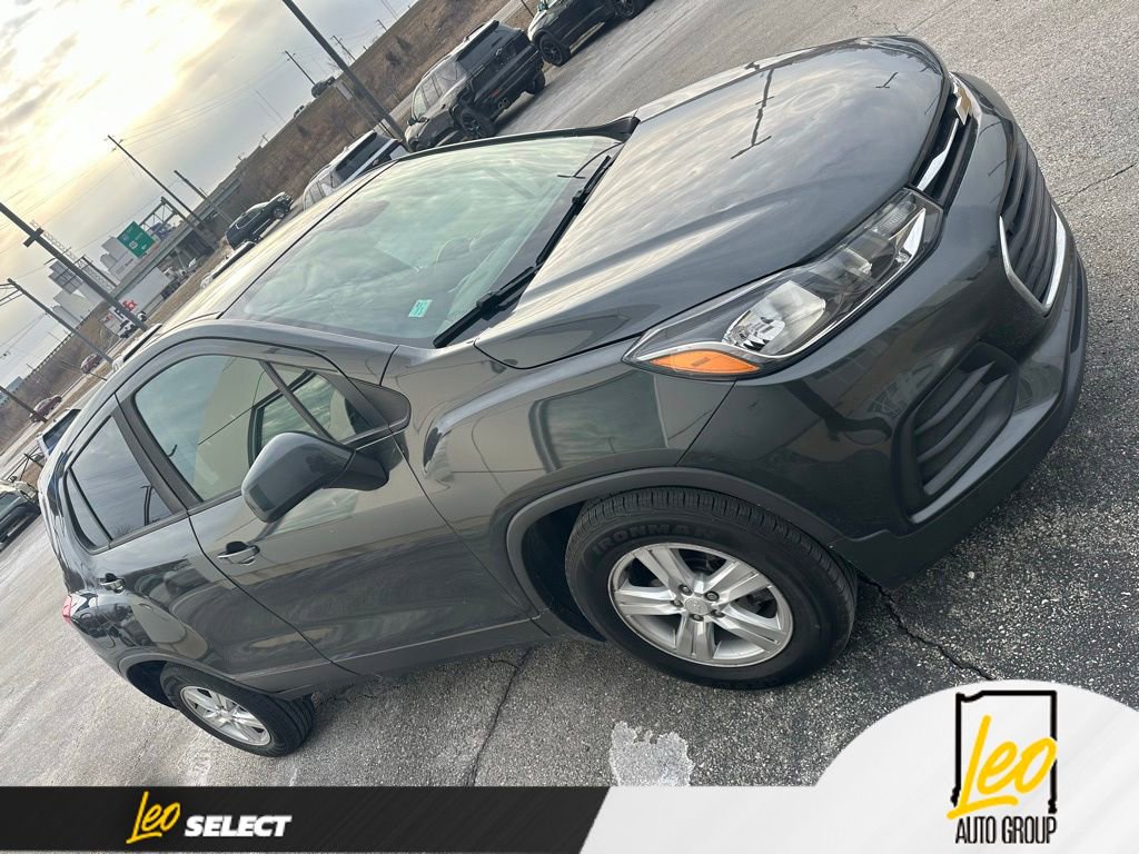 Used 2020 Chevrolet Trax LS w/ Tint and Cruise Package image 1