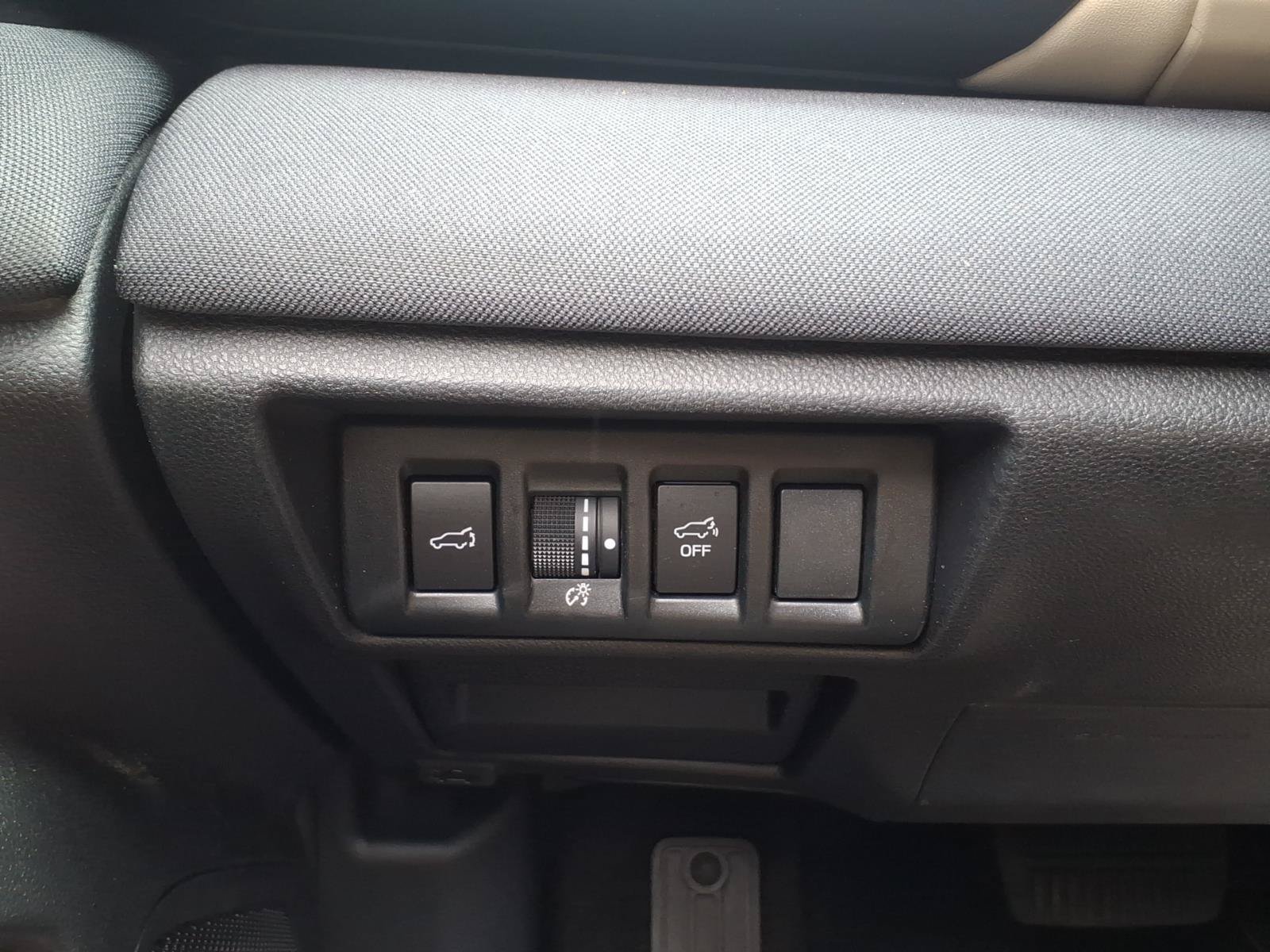 Certified 2025 Volkswagen Taos S AWD/4WD image 16