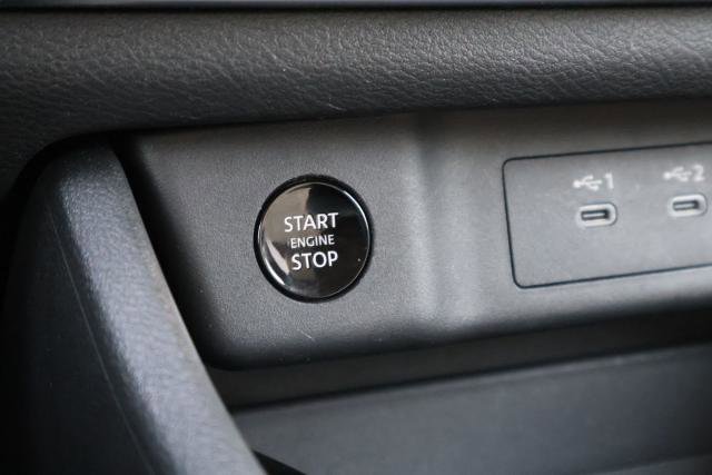 Certified 2025 Nissan Rogue SV FWD image 22