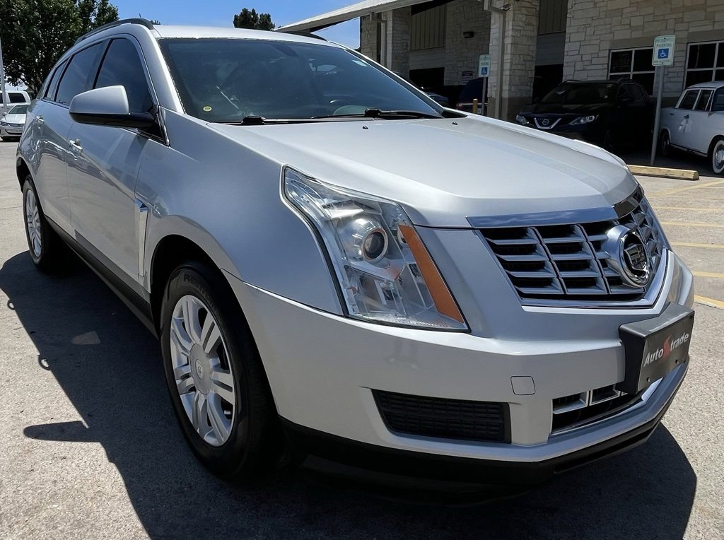 Used 2013 Cadillac SRX FWD image 3