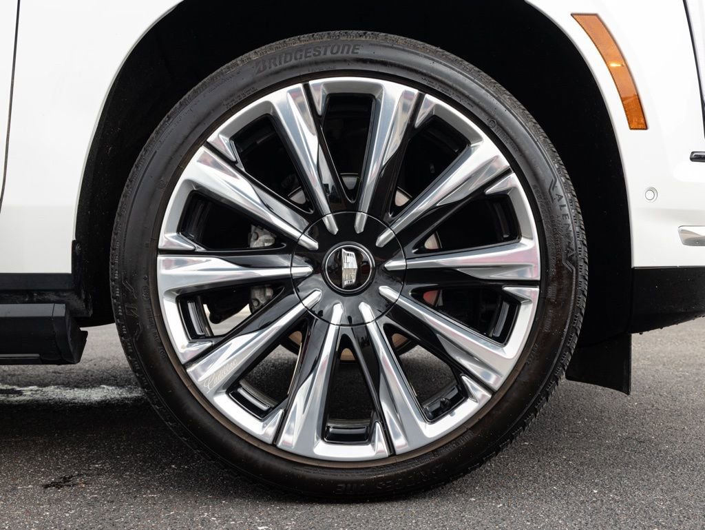 Used 2025 Cadillac Escalade Premium Luxury w/ Touring Package image 76