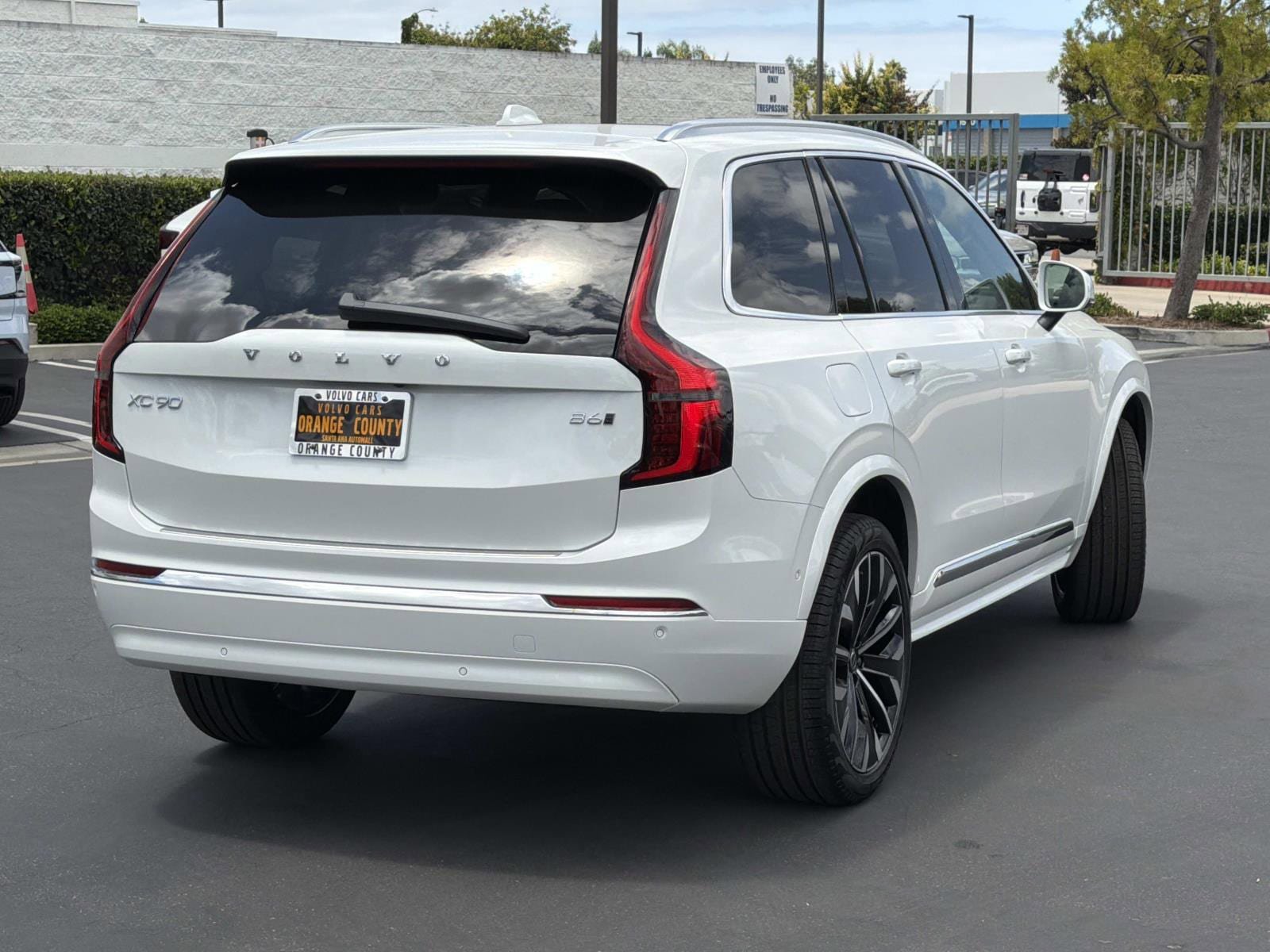 New 2026 Volvo XC90 B6 Ultra AWD/4WD image 6