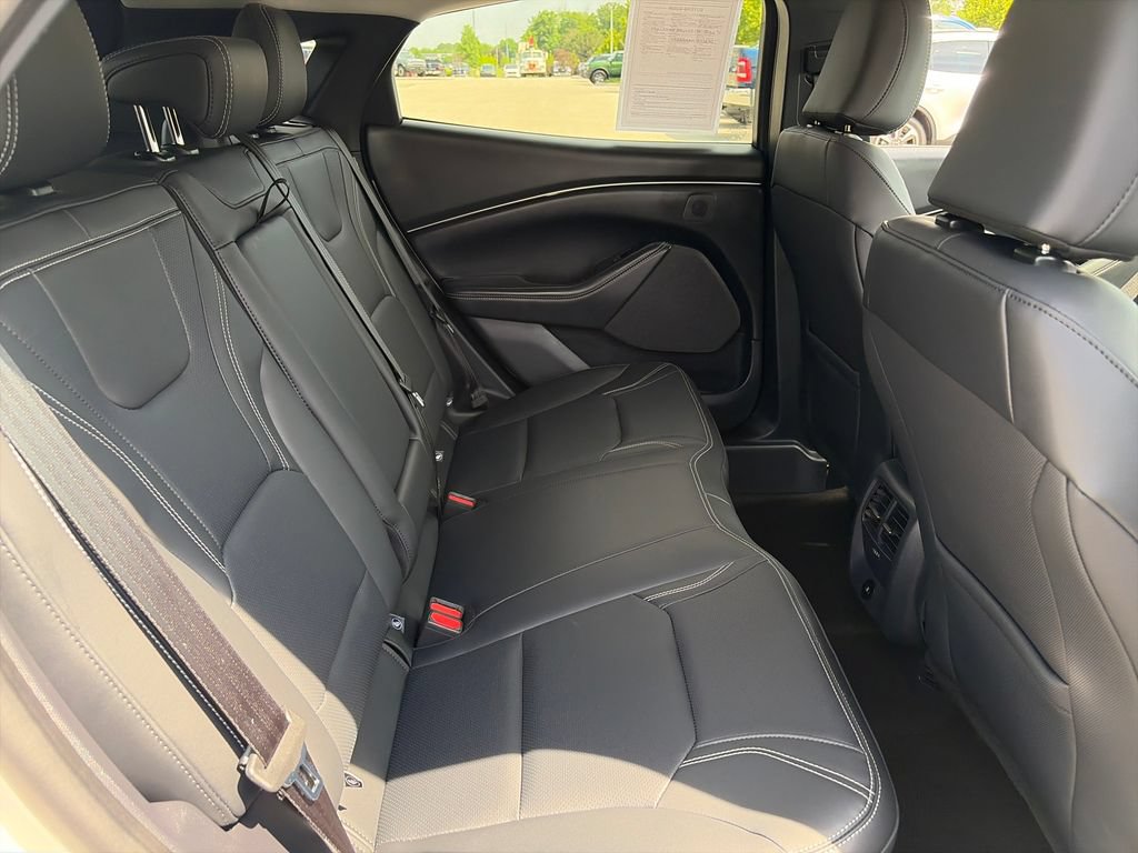 Used 2025 Ford Mustang Mach-E Premium AWD/4WD image 34