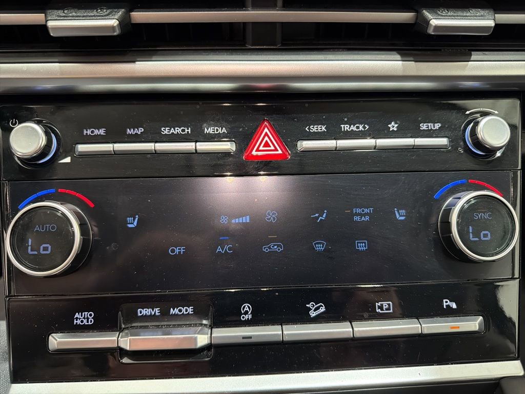 Certified 2025 Hyundai Santa Fe SEL image 21