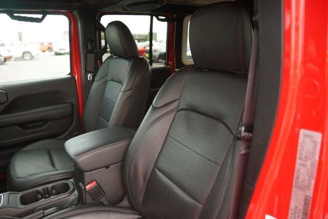 Used 2023 Jeep Wrangler Unlimited Sahara AWD/4WD image 10