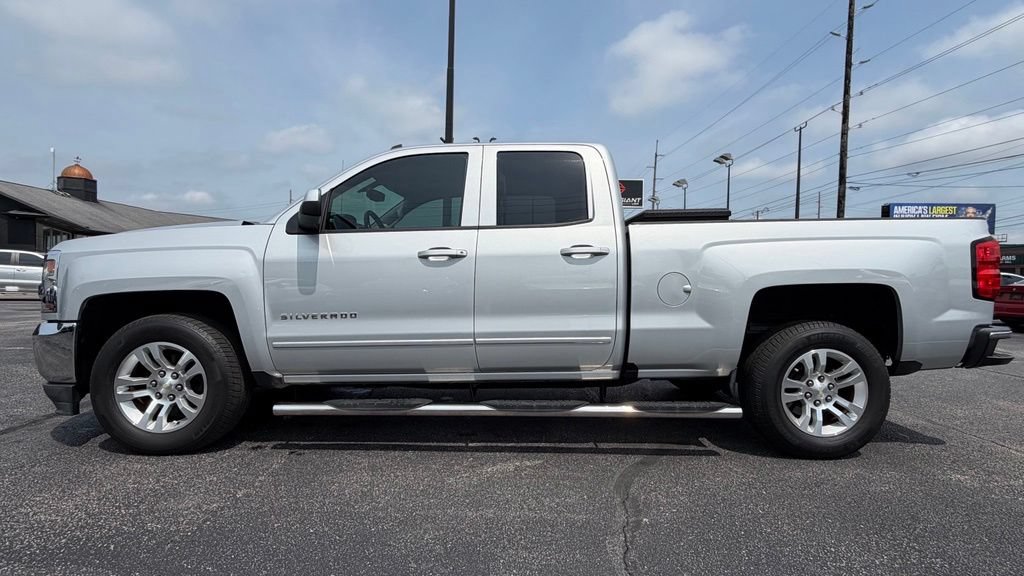 Used 2016 Chevrolet Silverado 1500 LT w/ Trailering Package RWD image 3