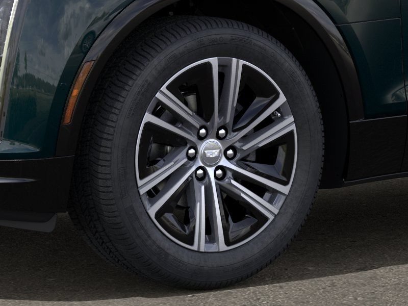 New 2026 Cadillac Lyriq Luxury w/ LPO, Floor Liner Package AWD/4WD image 9