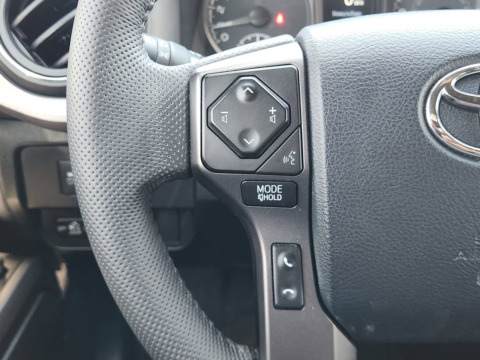 Used 2023 Toyota Tacoma TRD Pro AWD/4WD image 34