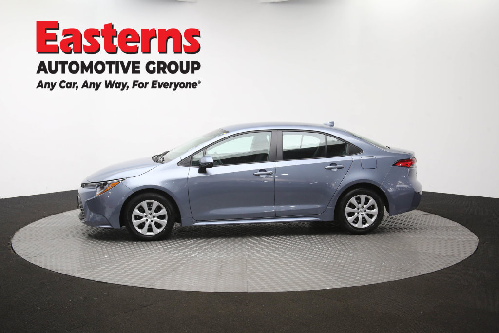 Used 2025 Toyota Corolla LE FWD image 61