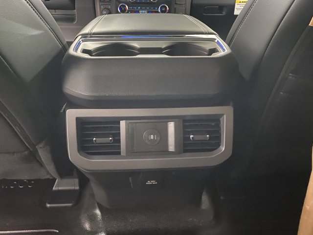 Used 2025 Ford F350 Lariat image 15