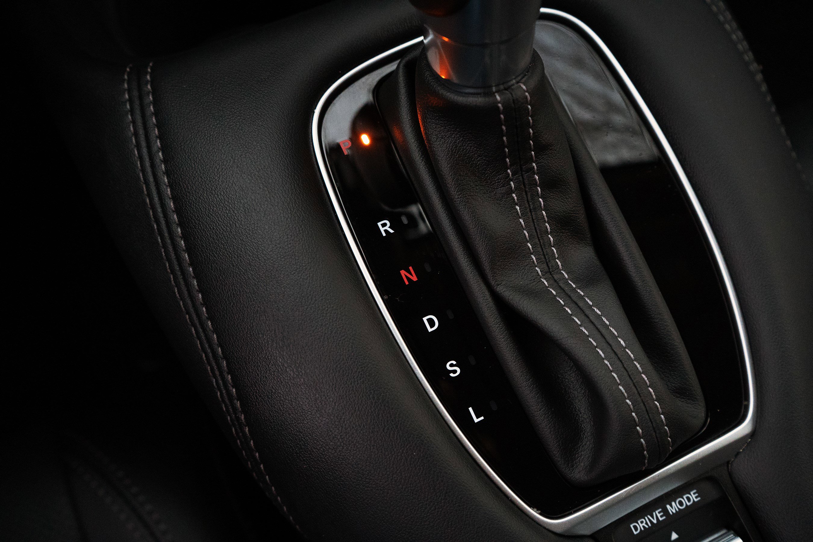 Certified 2025 Honda HR-V EX-L image 30