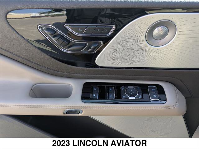 Used 2023 Lincoln Aviator Reserve w/ Equipment Group 201A image 10