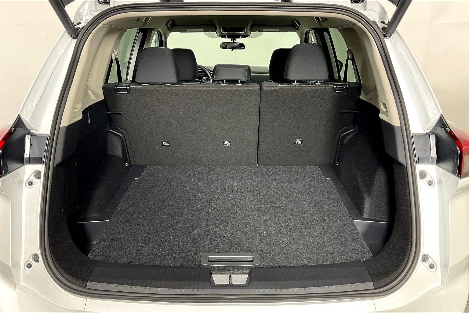 New 2026 Nissan Rogue SV w/ Cold Weather Package AWD/4WD image 20