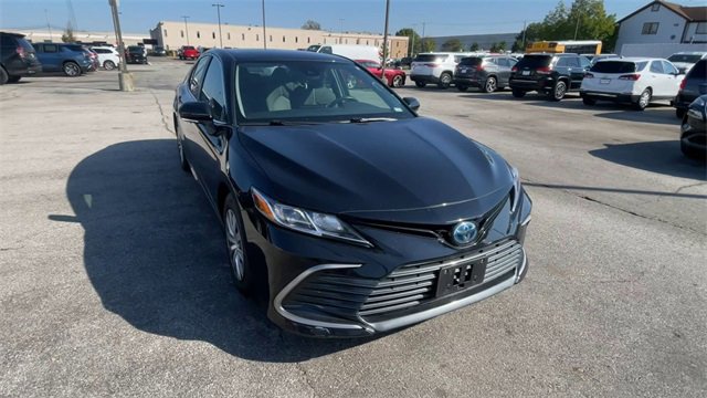 Used 2023 Toyota Camry LE image 4