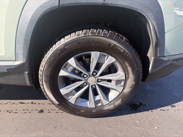 Used 2025 Chevrolet Equinox LT w/ Convenience Package II AWD/4WD image 11