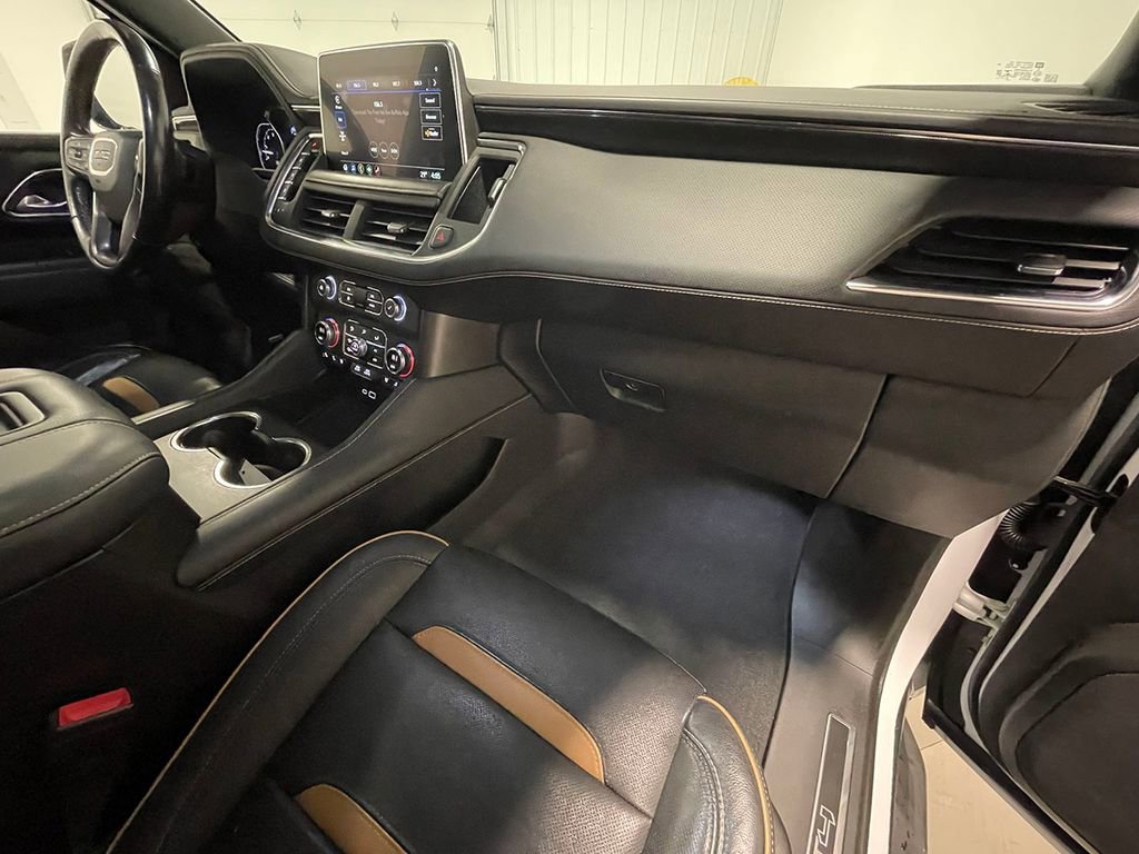 Used 2021 GMC Yukon AT4 image 32