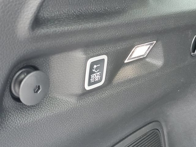 New 2026 Jeep Grand Cherokee L Limited w/ Limited Altitude Package AWD/4WD image 9