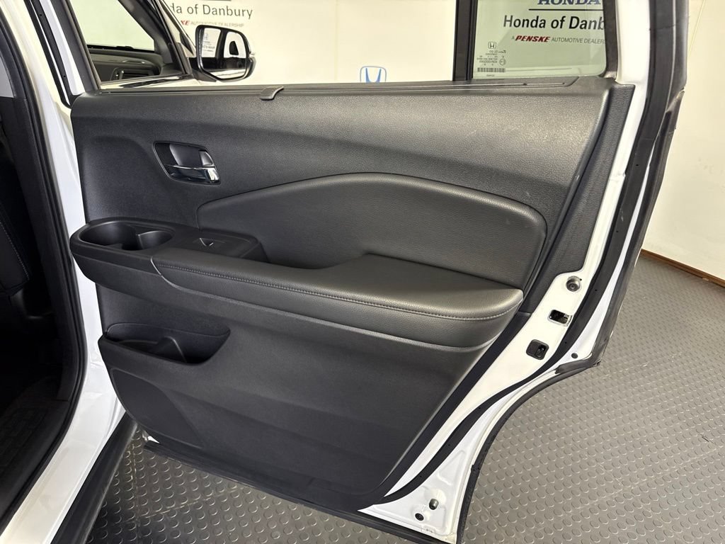 Used 2022 Honda Pilot Special Edition image 7