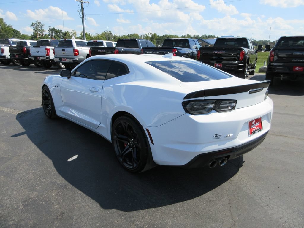 Used 2020 Chevrolet Camaro SS RWD image 7