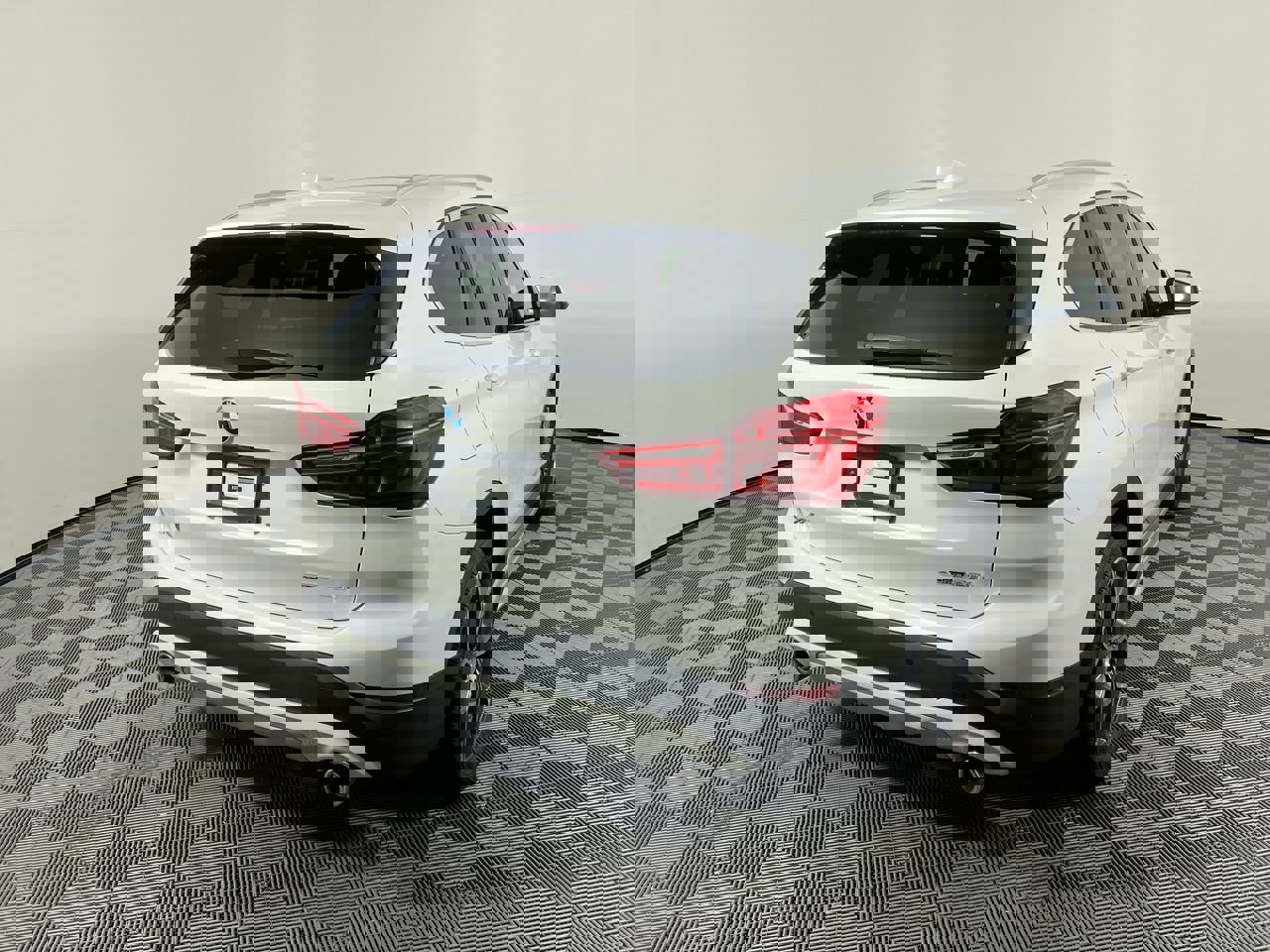 Used 2021 BMW X1 sDrive28i w/ Convenience Package image 3